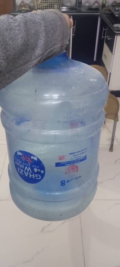 19 LITRE WATER BOTTLES FOR SALE USED