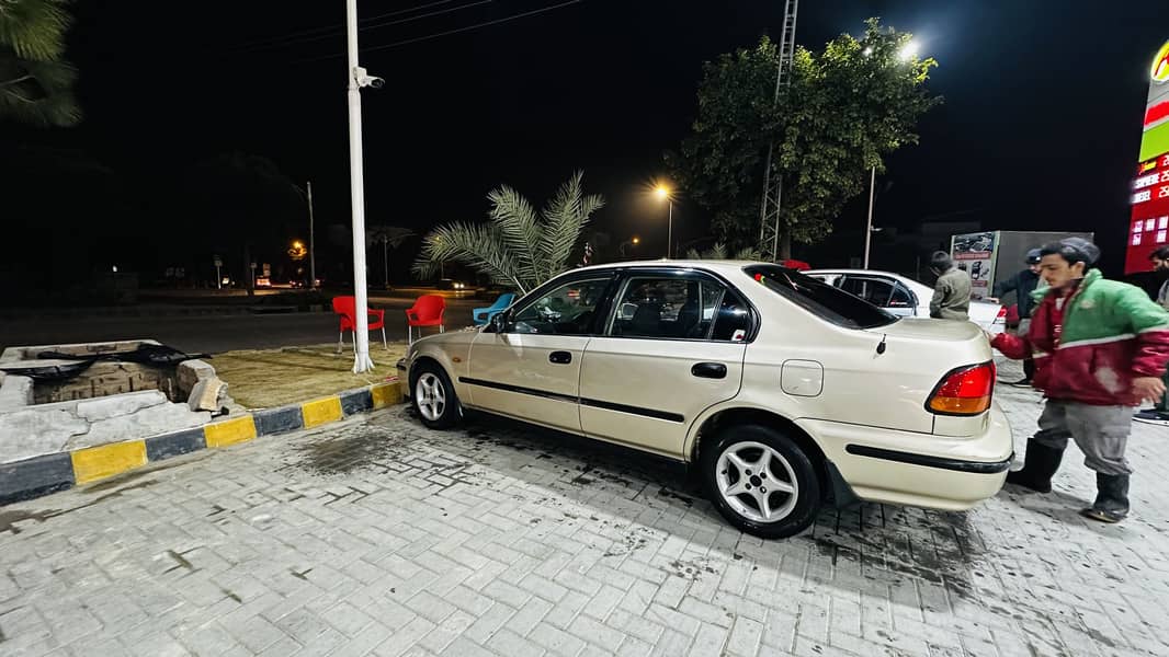 Civic 1998 automatic 3
