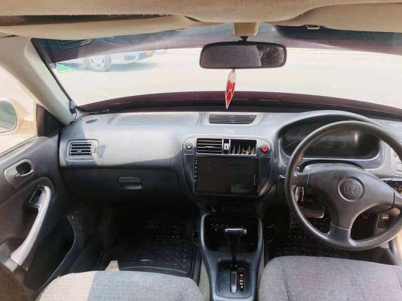 Civic 1998 automatic 11