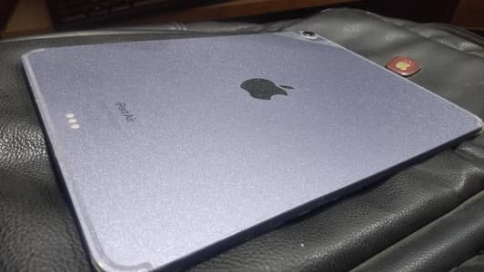 Apple iPad Air 5 (M1) 256GB | Fully Working| Read Description