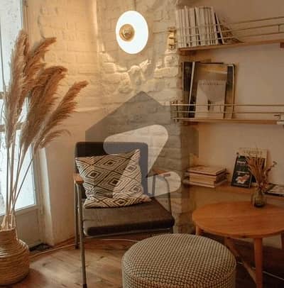 Bahria Town - Sector C Flat Sized 900 Square Feet Is Available