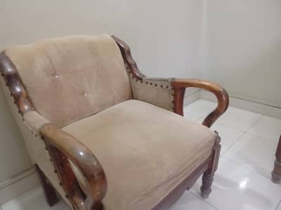 5 Seater wooden sofa set for sale--DHA Ph-I Karachi