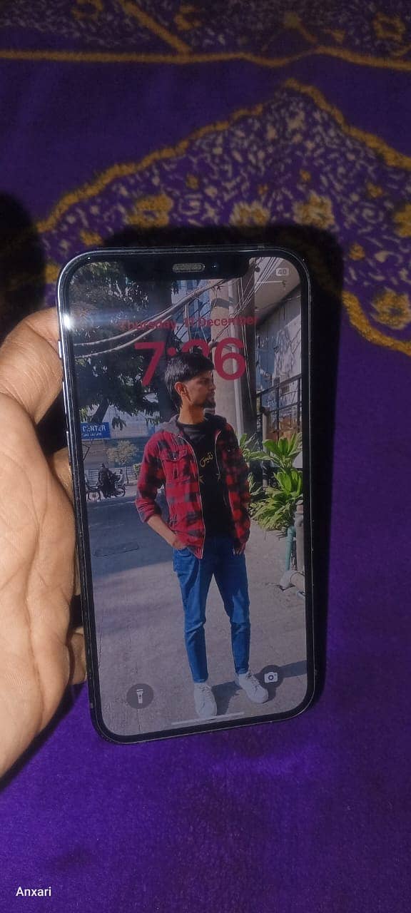 Apple iPhone 12 0