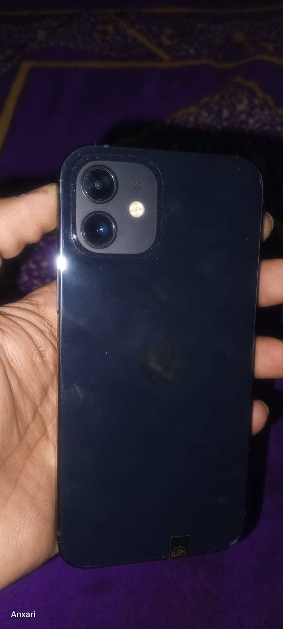Apple iPhone 12 6