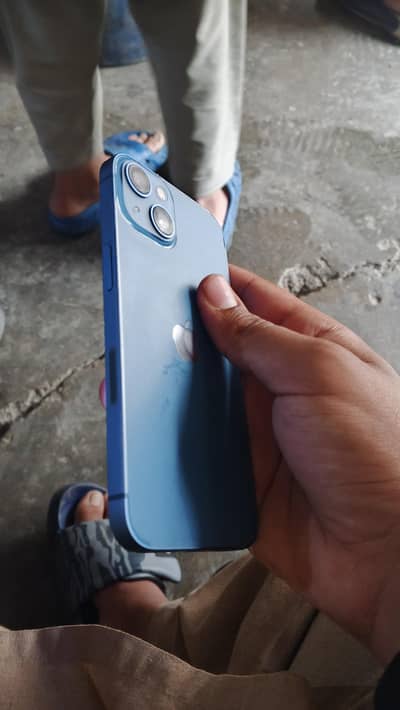 I am selling my iphone 13