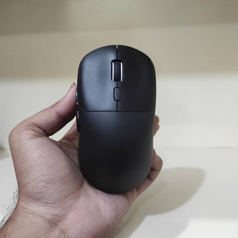 M348 Wireless Mouse 0