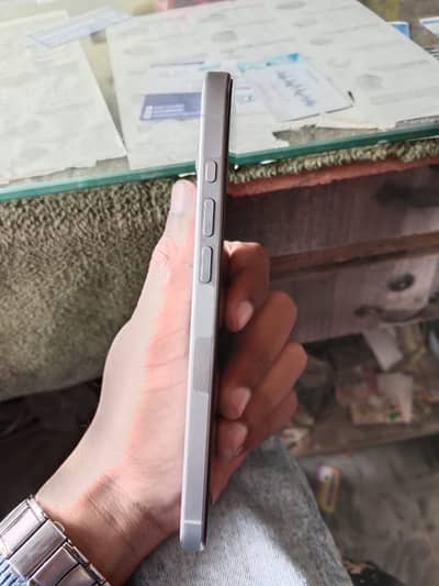 iPhone 15 pro max jv