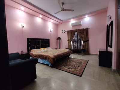 Ultra Luxury Fully Furnished 1 Kanal Upper Portion For Rent | Jeniper Block | Peaceful Environment |