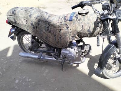 Body type Solo  Model 2017 Bike superpower  Black color