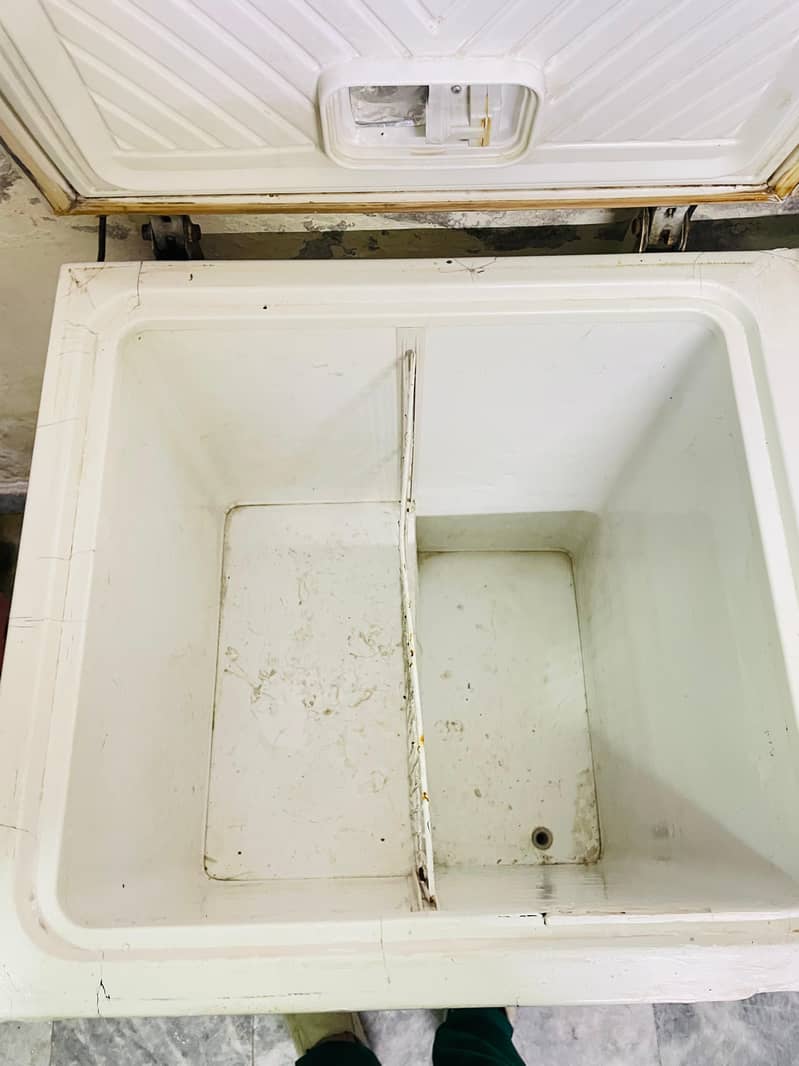 waves deep freezer 3