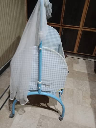 baby coat four sale 2 item all ok 6500 2 item ka