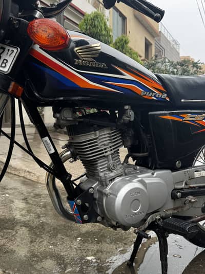 Honda 125 2017 Lush Condition