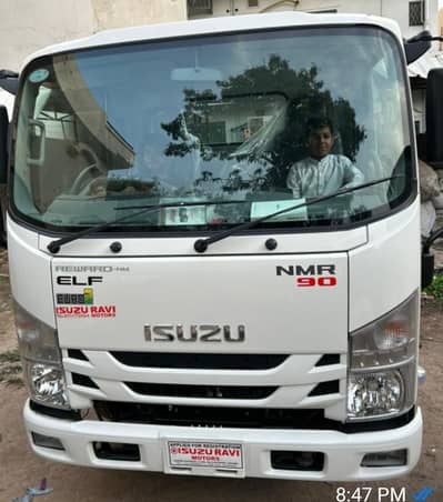 ISUZU NKR