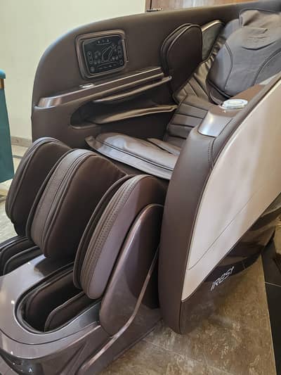 High Life iRest 4D Full Body Massage Chair with Voice ControI
