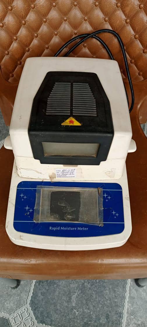 moisture analyzer 5