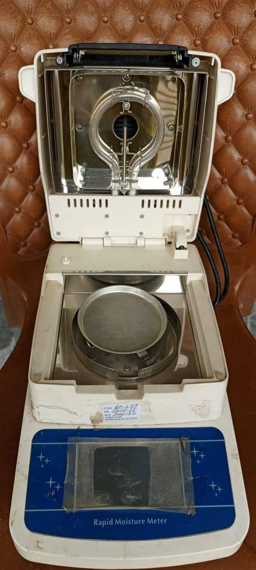 moisture analyzer 6
