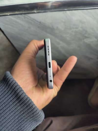 Infinix smart 10plus 4+4 128 brand new condition