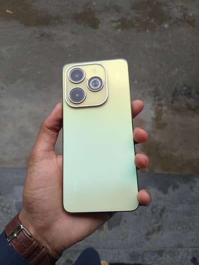 Infinix hot 40i 8+8GB 128GB (Exchange possible)