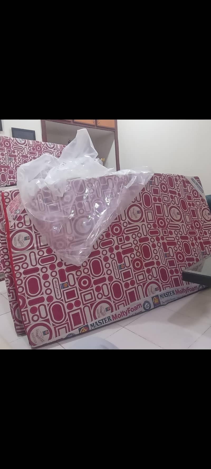 تین عدد ماسٹر مولٹی فوم میٹریس سنگل/ڈبل بیڈ براے فروخت 1