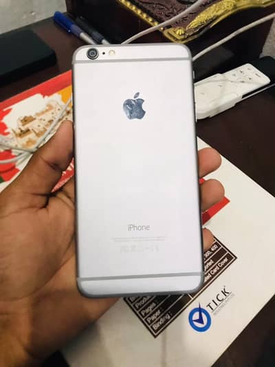 Iphone 6plus/16GB/68% Battery/condition 10/9/finger not working