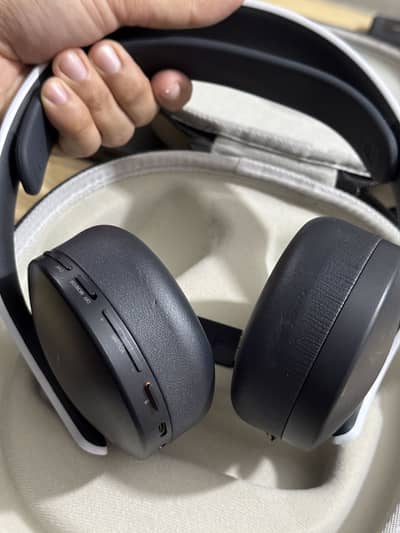 Sony pulse 3d headphone for PlayStation 5 ps5
