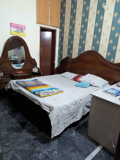 Pari bed solid wood urgent sale 03264040966