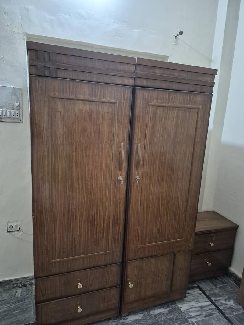 bed/closet/side table 3