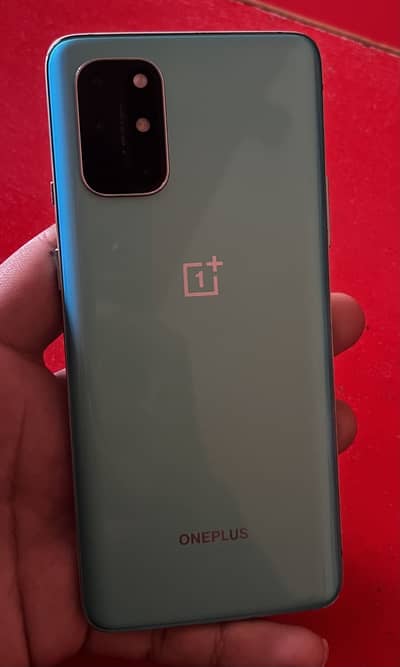 OnePlus 8T 12GB / 256GB – Clean & Powerful