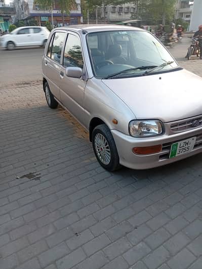 daihatsu coure jinine auto 2005 modl