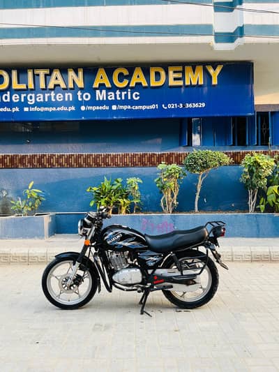 Suzuki GS 150 SE 2021