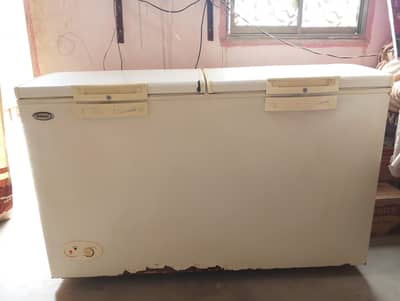 10*9 condition urgent sale