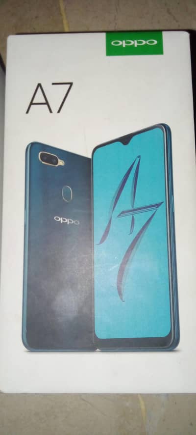 mobile bilkul ok hai Koi masla ni hai one hand use hai