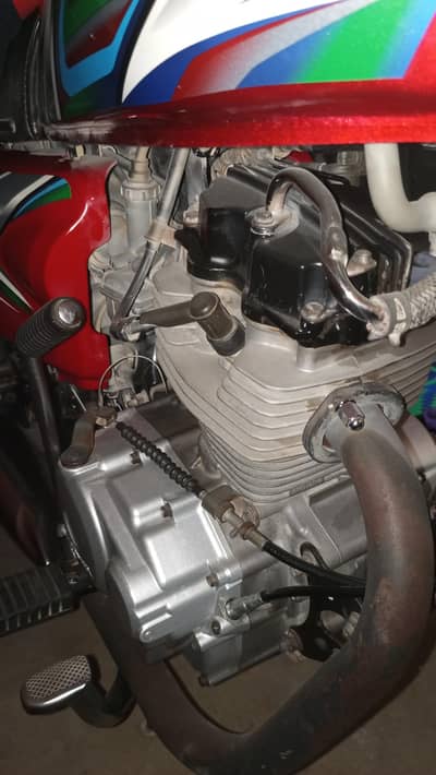 “Honda 125 2023 Model – Excellent Condition – Urgent Sale