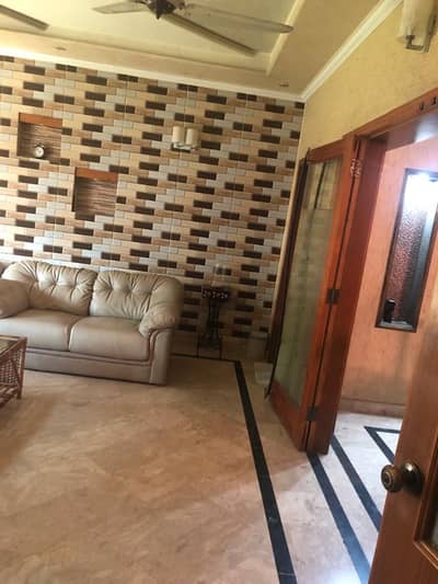 1 KANAL SLIGHTLY USED UPPER PORTION IS AVAILABLE FOR RENT ON TOP LOCATION OF Valencia TOWN LAHORE