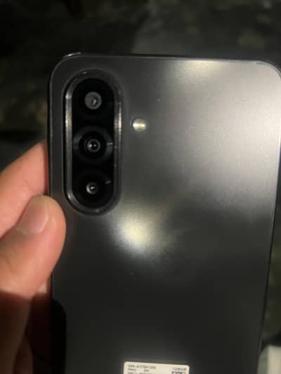 SAMSUNG A17 (6 , 128) 60FPS GAMING