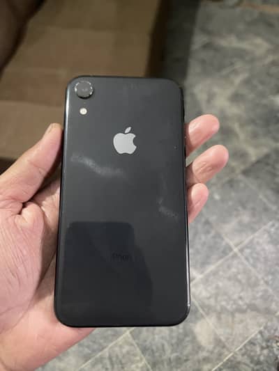 Apple iPhone XR