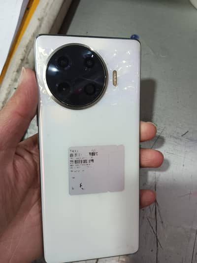 spark 20 pro plus 8/256