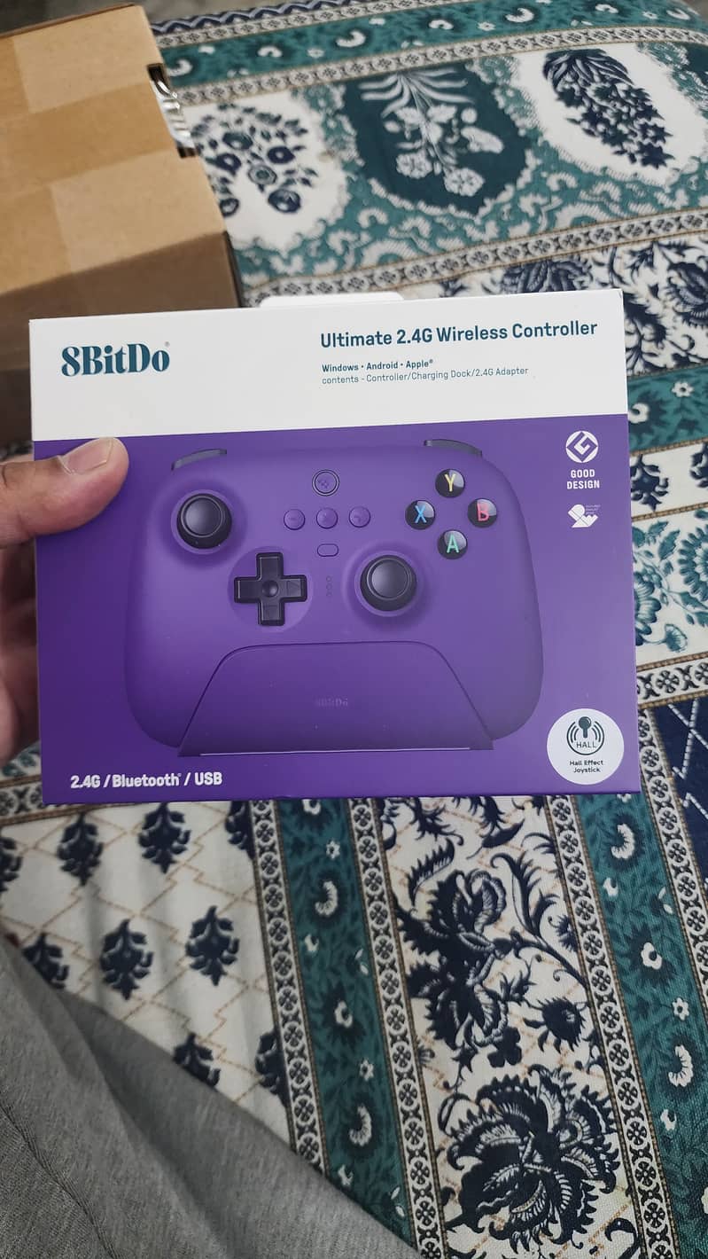 8BitDo Ultimate 2.4G Wireless Controller 0