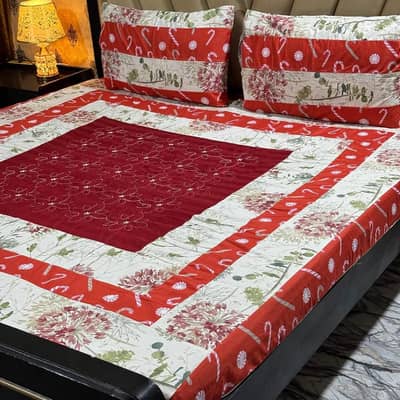 Red cotton patchwok double besheet set with two pillow covers