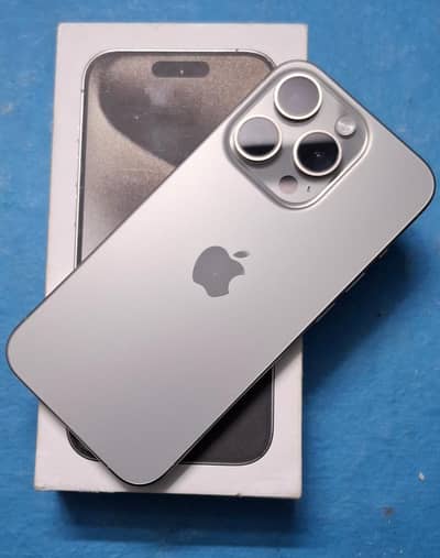 I Phone 15 Pro 1TB with box