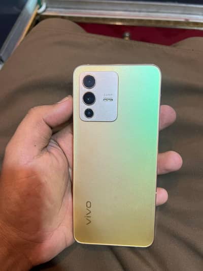 vivo v23 5g with original charger