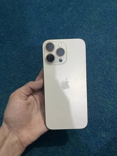 Apple iPhone 16 Pro Max