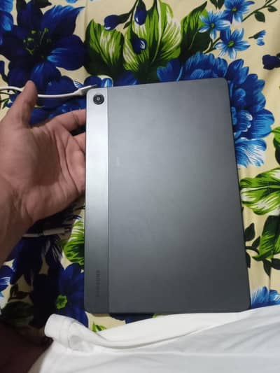 samsung A9+ 5G tablet (4/64) Android 16