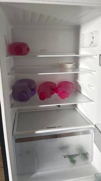 Haier Refrigerator medium size double door fridge all ok 0325/7593/127