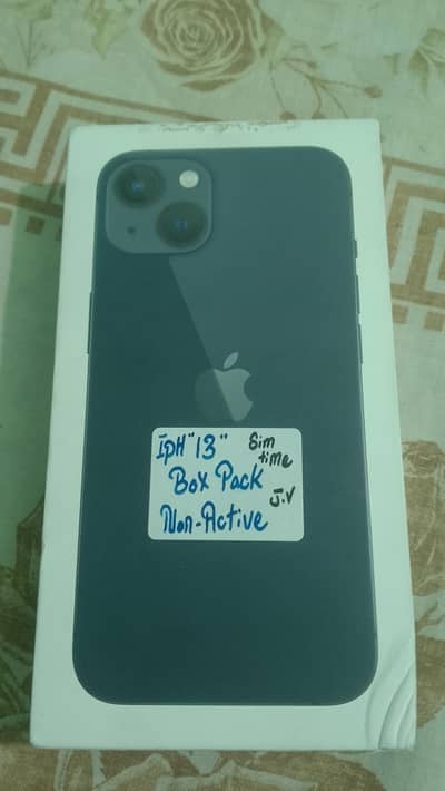 iphone 13 128gb jv in new condition with original box and cabel