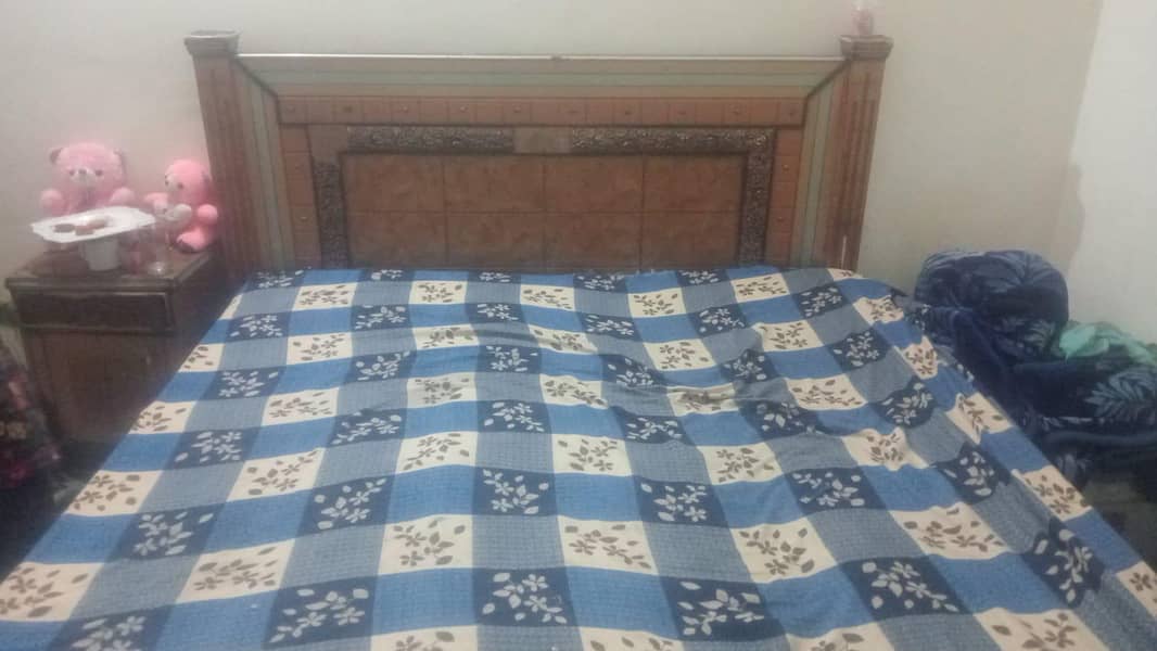 bed showcase dreesing 1