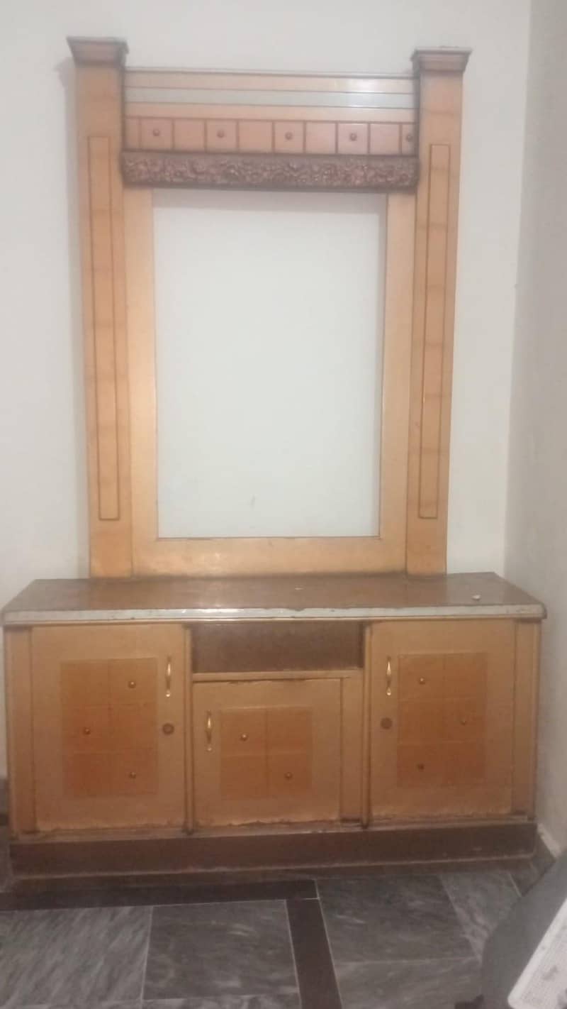 bed showcase dreesing 3