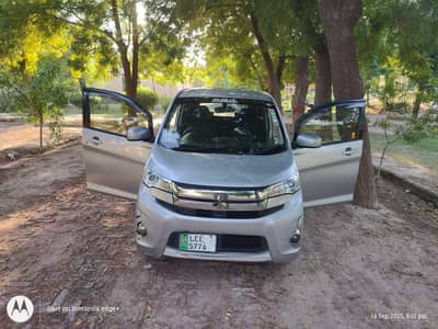 Mitsubishi ek custom 2015/18 Lahore number