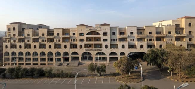 Ready Shops , wide Parking Mantinance By Bahria town urgent sale