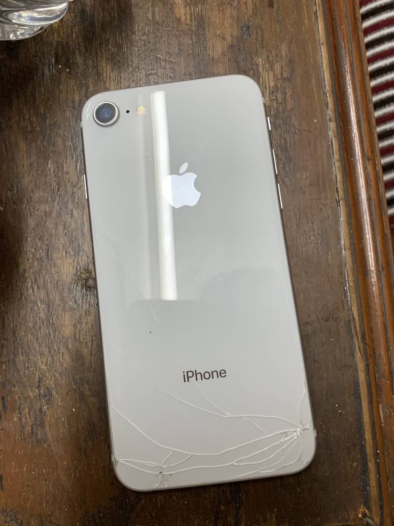 iPhone 8 NON PTA 0